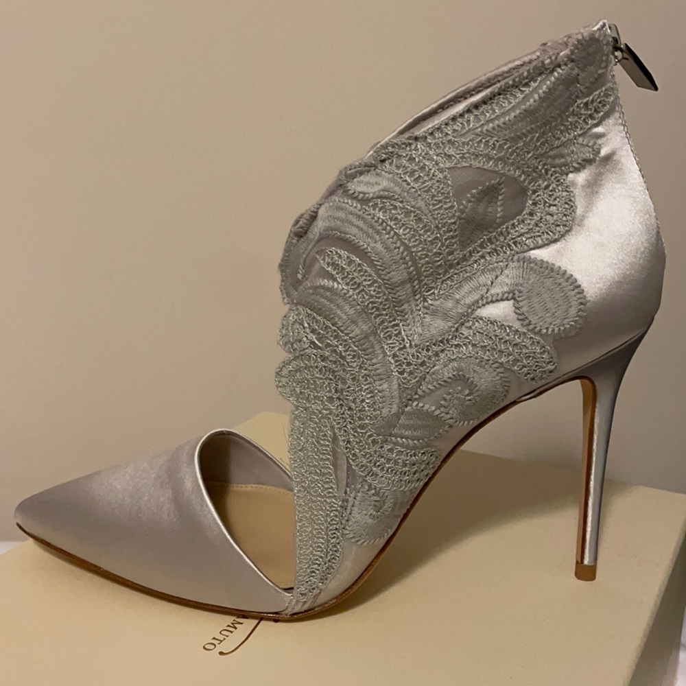 Vince Camuto Heel